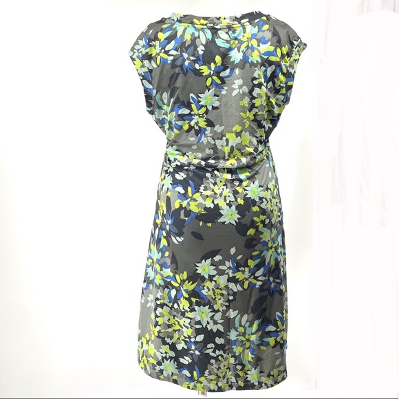 REI Sleeveless Flowered Dress w/pocket - Picture 2 of 4